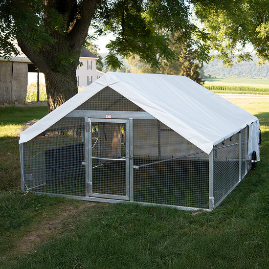 CHICKENTRAKTOR - Mobiler Hühnerstall aus Aluminium ca. 3 x 3,6 m, Gehege für bis zu 60 Hühner
